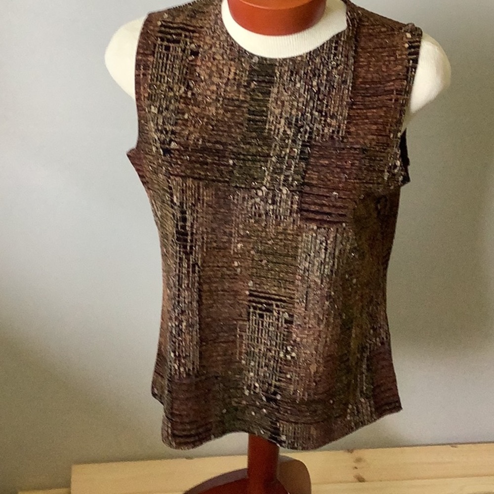 Laura Ashley petite sleeveless top
